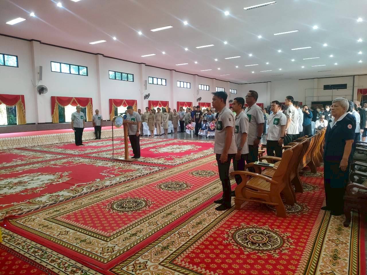 title - โครงการจังหวัดตราดรวมใจ บริการเคลื่อนที่ รับฟังทุกข์สุขประชาชน ร่วม กับหน่วยแพทย์เคลื่อนที่ พอ.สว. ประจำปีงบประมาณ พ.ศ. 2569